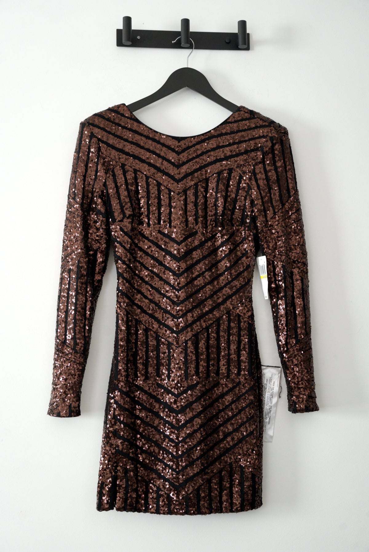 Dress the Population Women's Nathalia Sequined Bodycon Dress Dress the Population