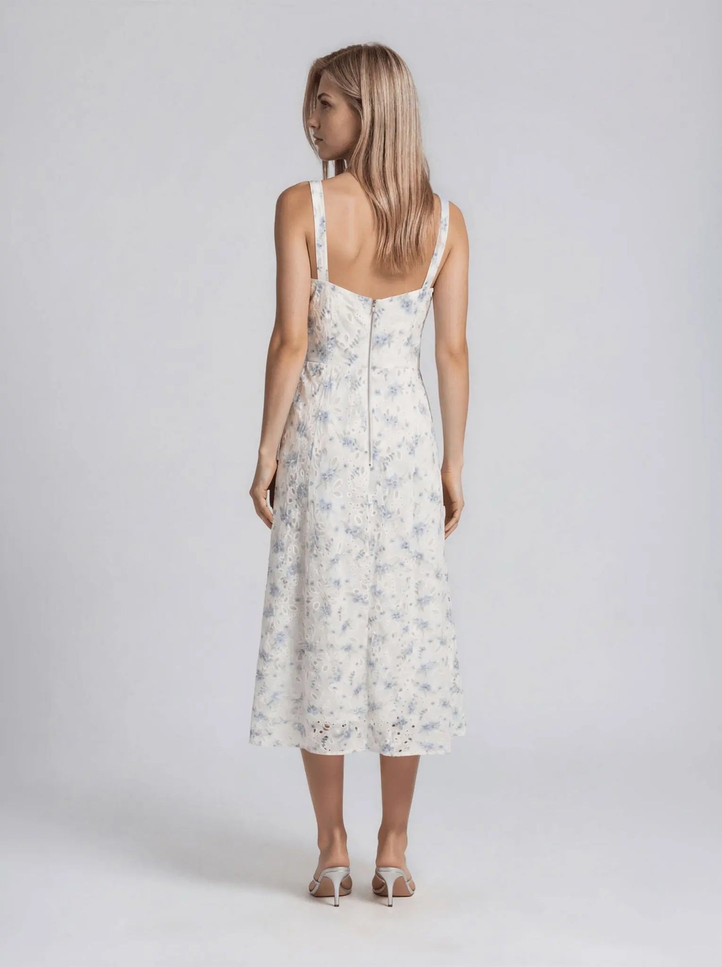 Adaline Embroidered A-Line Sleeveless Dress - Layalita