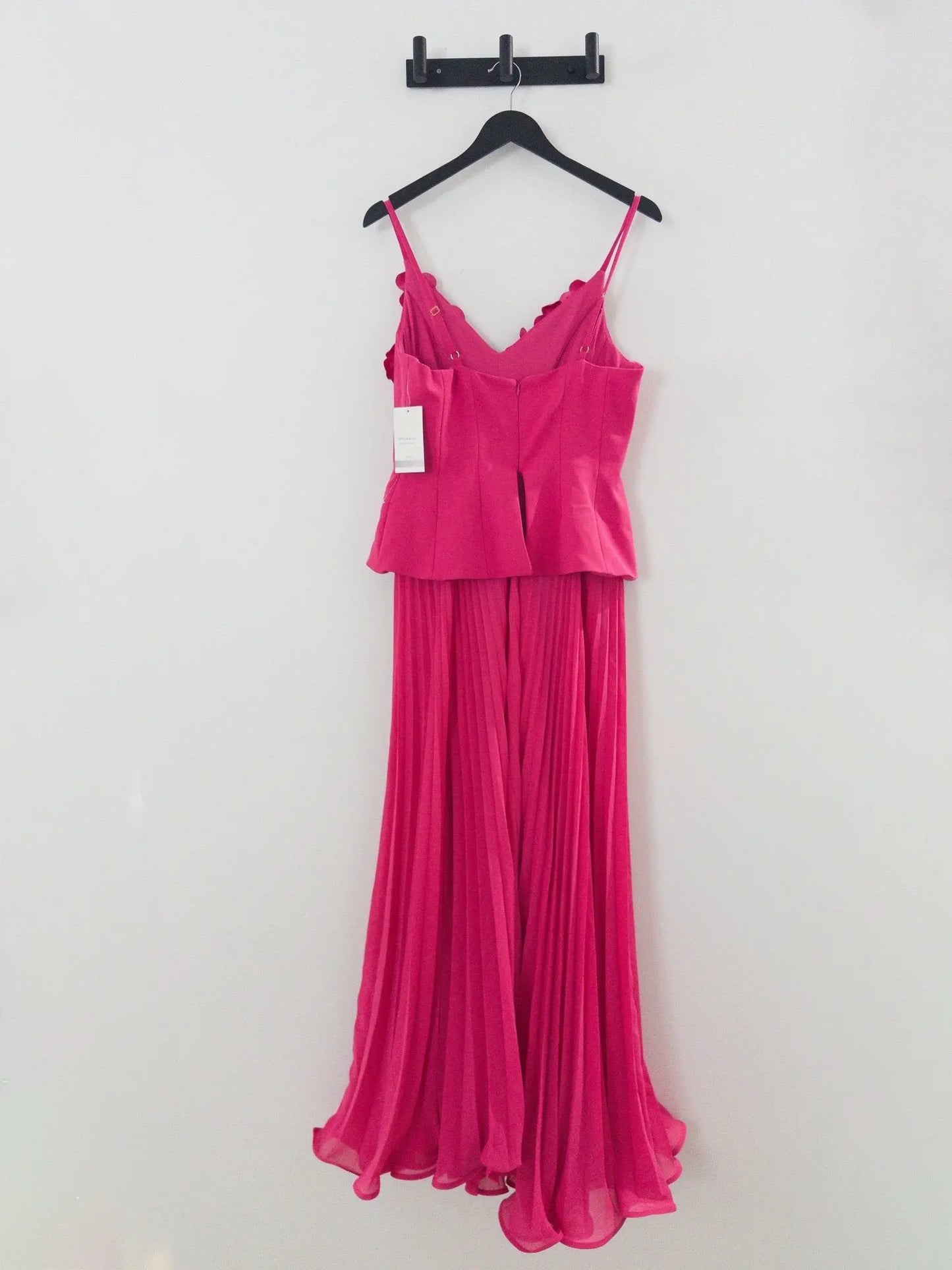 Embellished Pleated-Skirt Sleeveless Gown - Layalita