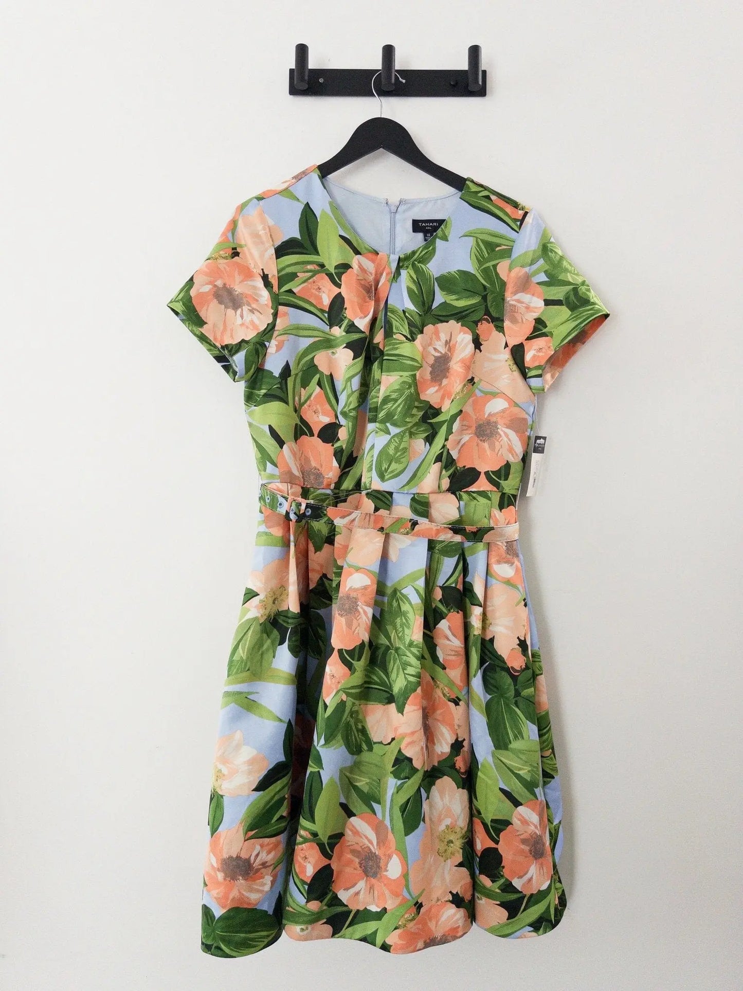 Floral Belted Pleated Short-Sleeve Dress Tahari 