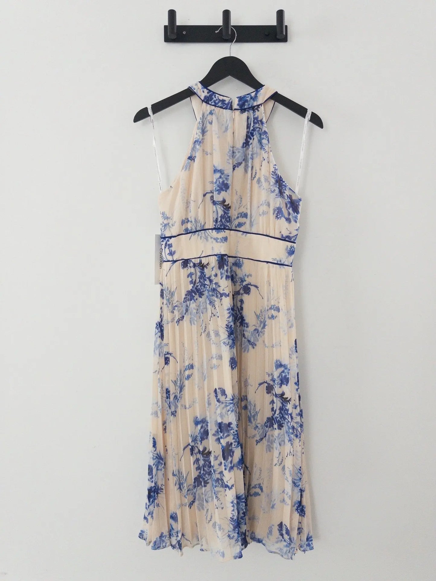 Petite Floral Halter Neck Chiffon Dress - Layalita