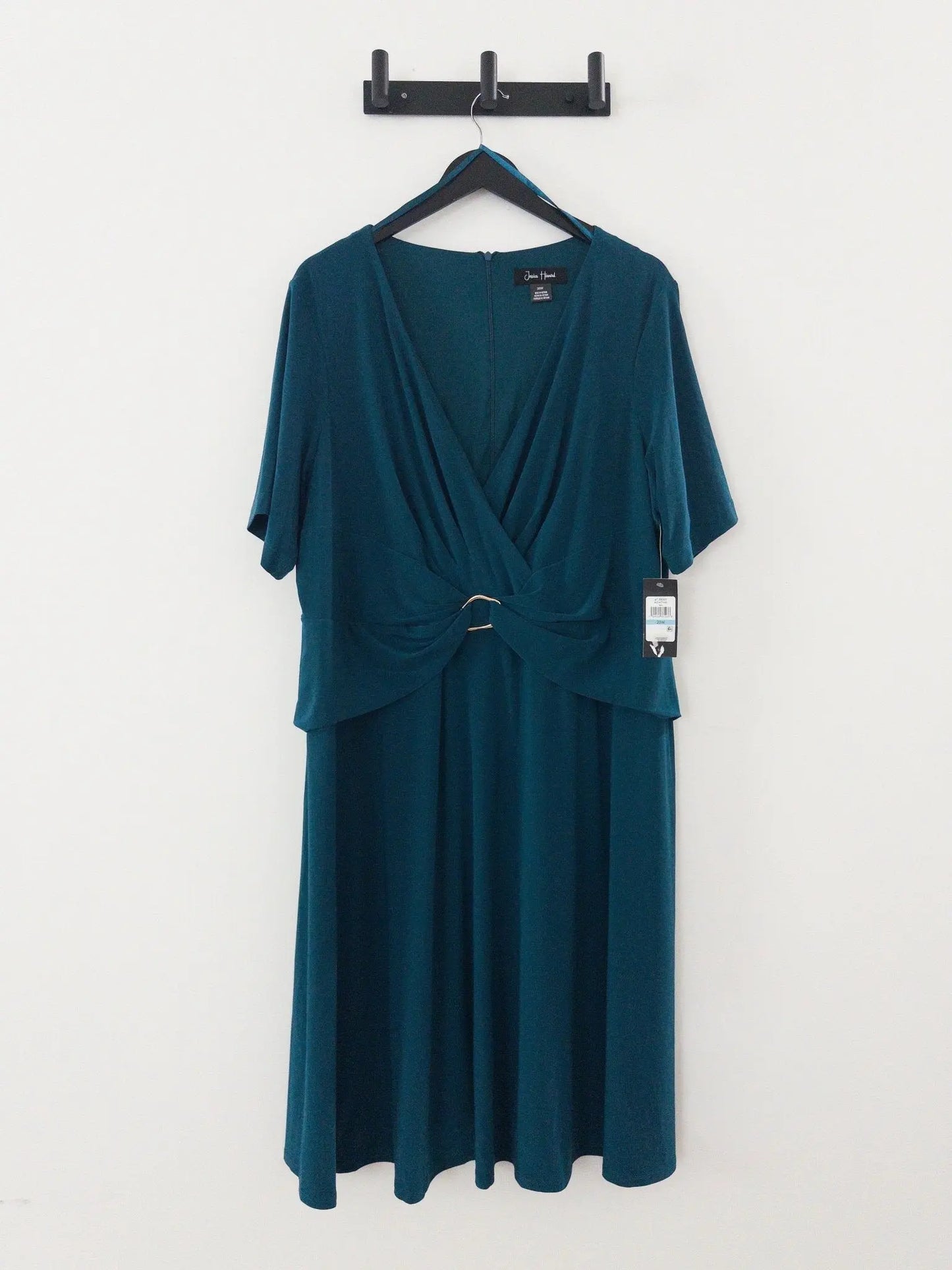 Plus Size V-Neck Jersey Midi Dress - Layalita