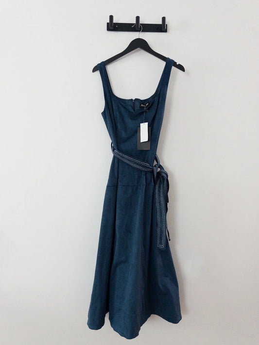Robin Faux-Suede Tie-Waist Midi Dress En Saison 