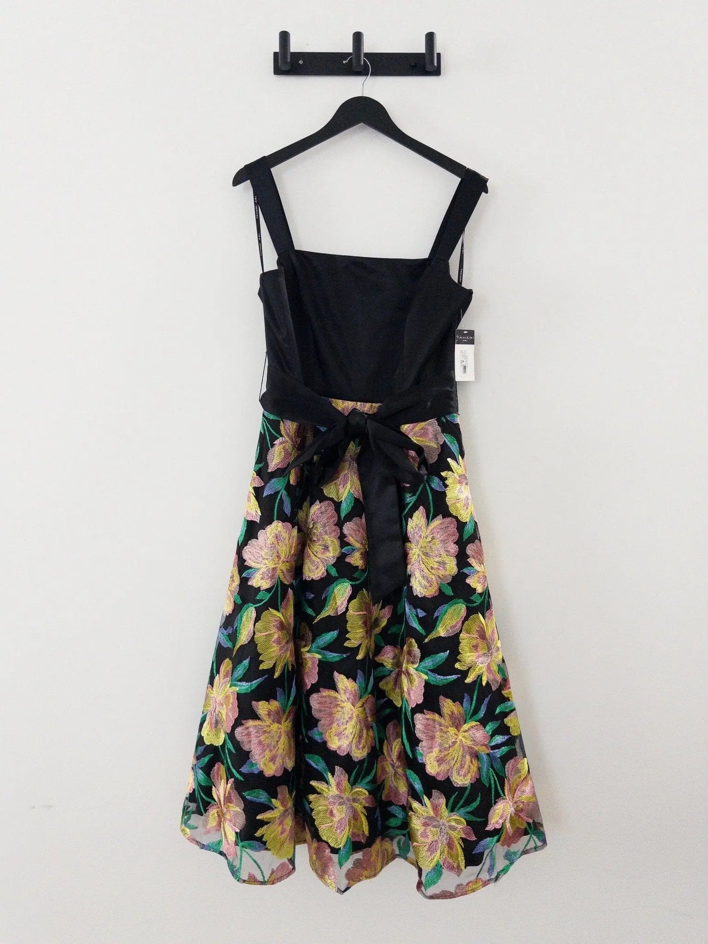 Satin Tie-Waist Floral-Embroidered Dress Tahari 
