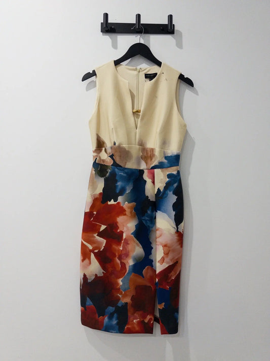 Sleeveless Scuba Sheath Dress - Layalita