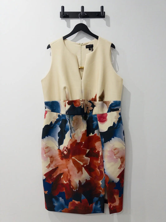Sleeveless Scuba Sheath Dress - Layalita
